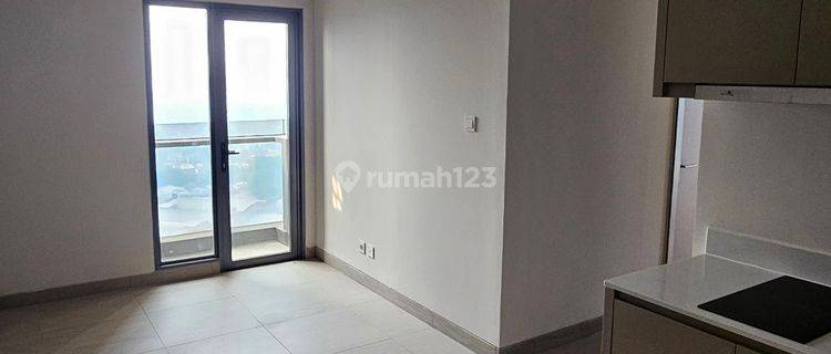 Apartemen Menara Jakarta 3 Kamar Tidur Bagus Unfurnished 1