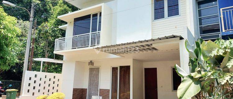 Rumah Siap Huni Dalam Townhouse Cinere Desain Modern Dan Lokasi Strategis 1