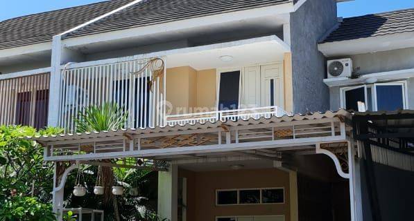 DI JUAL RUMAH 2 LANTAI TENGAH KOTA 5  MENIT KE JL PROVINSI 1