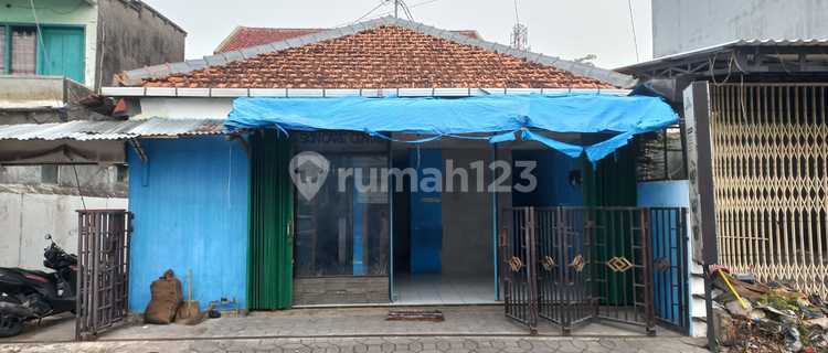 House Very Close From Tugu Jogja Suitable for Business, Office, Mess, Etc. 1