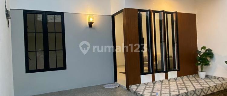 Rumah Cantik Siap Huni, Ada Service Area di Nusa Loka 1
