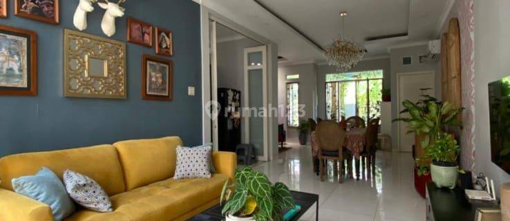 Dijual Rumah Full Furnished, Bohemian Maksimal Design, Griya Loka 1