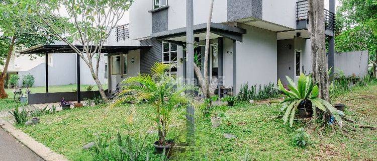 Dijual Rumah Siap Huni, Posisi Hook, Halaman Luas di Pavilion 1