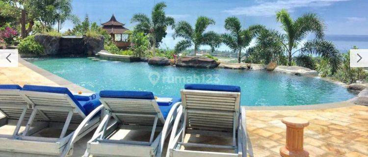 Hillside Villa With Panoramic Ocean View For Sale 1