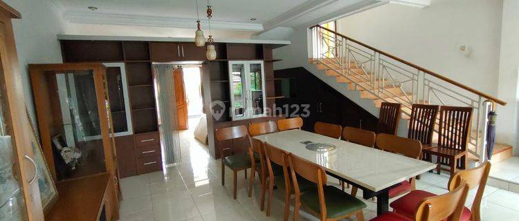 Rumah 2 Lantai Bagus Unfurnished SHM di Batujajar, Bandung 1