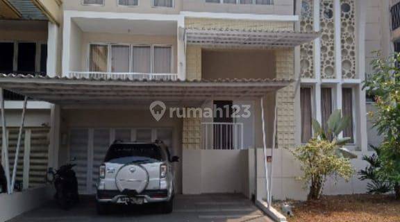 Di Jual Rumah Siap huni di Grand Wisata  1