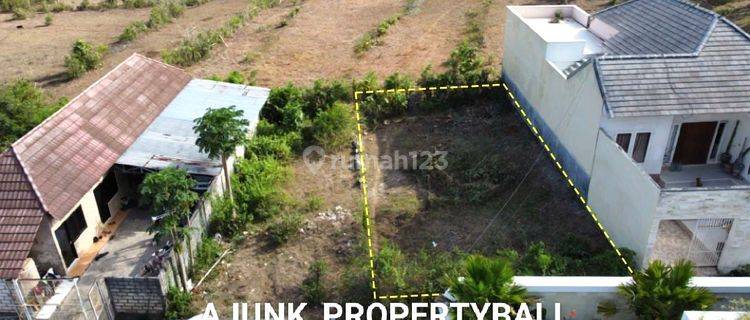 Strategic Land, Built 2 Floors with Ocean View, Ungasan 1