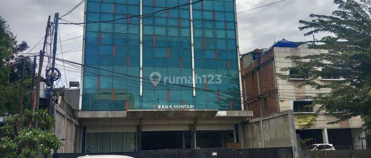 Gedung 5 lantai cocok untuk kantor di jl ciputat raya jaksel 1