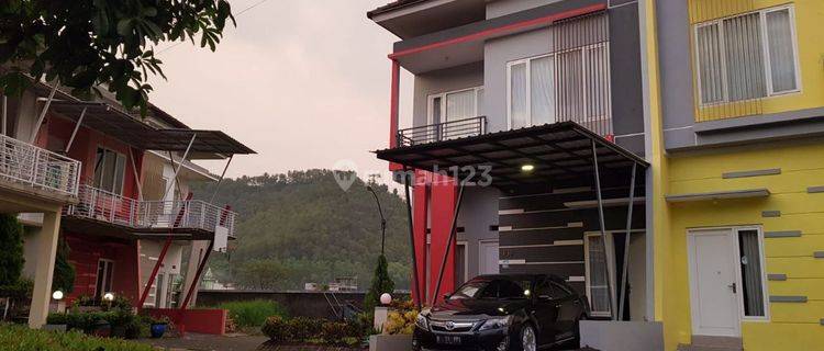 Rumah Bagus Minimalis Mutiara Residence Batu Malang  1