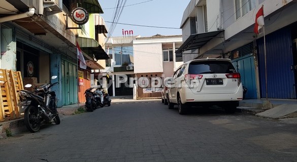 Dijual Rumah Kartini, Tengah Kota, Dekat Pasar Langgar, Semarang 1