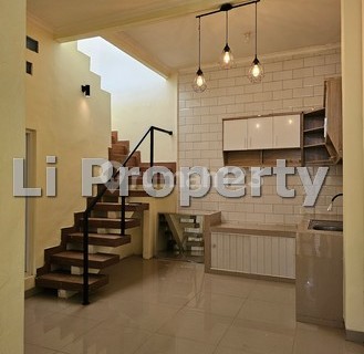 Sompok House, City Center, near Java Mall, flood-free, Semarang 1