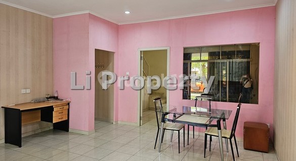 FOR RENT shop house at Graha Padma, near the Airport and Columbia Asia Hospital, Semarang. 1