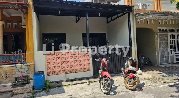 rumah Plamongansari, dekat STEKOM University Majapahit, Semarang 1