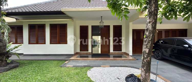 Menteng House Fo Rent Very Quiet Surrounding 1