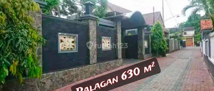 Rumah Luas Jalan Palagan Parkir Muat 5 Mobil 1