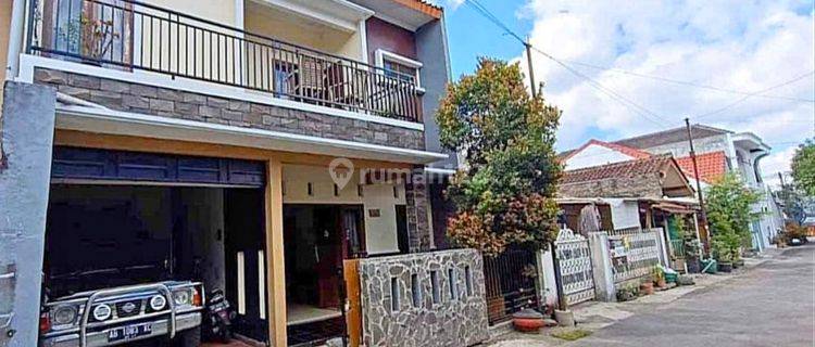 Rumah Dijual Condong Catur Candi Gebang 5 Kt 1