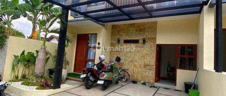 Rumah Dalam Perumahan Purwomartani Sleman 1