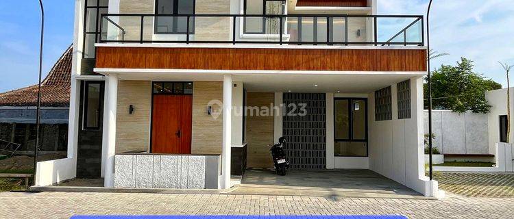 Rumah Di Dalam Perumahan Maguwo Jalan Tajem 1