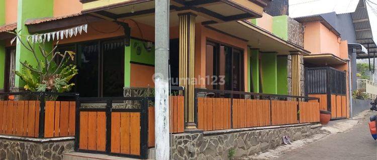 Rumah Tinggal Bagus Siap Huni Bersih Hook Akses Mudah Kota Batu 1