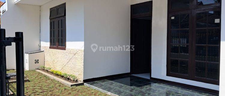 Dijual Rumah Siap Huni Lokasi Di Klampis Semolo Timur Wp 1