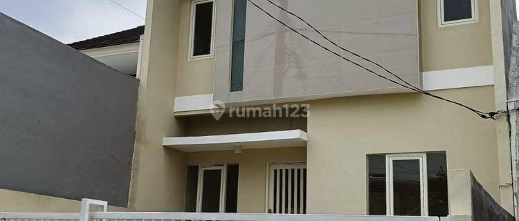 Dijual Cepat Rumah Baru 2 Lantai Lokasi Di Citra Sentosa St 1