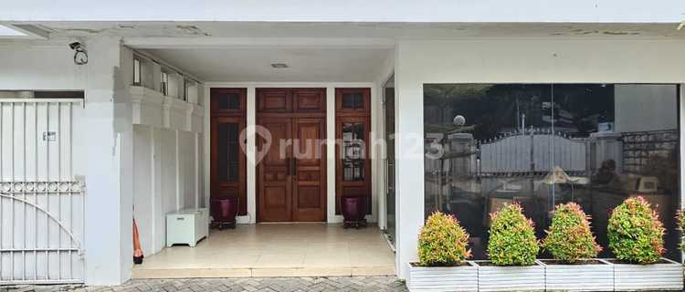 Ready-to-Occupy House in Strategic Location at Suryo Senopati, South Jakarta 1