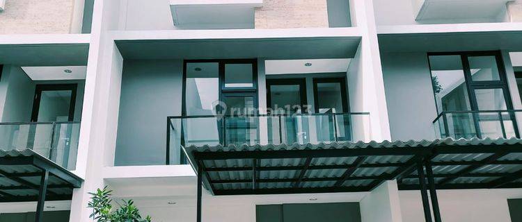 Dijual Rumah 3 Lantai Provence Suites Bsd 1