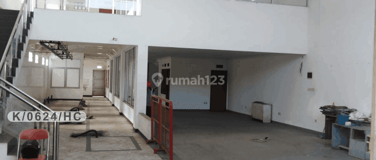 Di Sewakanl Ruang Usaha Luas 680 Di Jl Soreang Banjaran Bandung 1