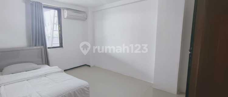 Cheap Boarding House for Rent, Room Without Ensuite Bathroom, Very Strategic Location 1