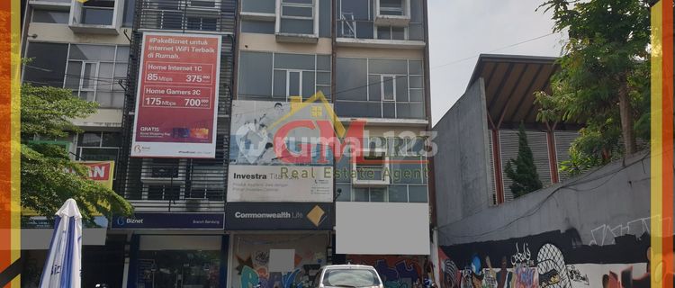 NICE SHOPHOUSE IN PELAJAR PEJUANG - CENTRAL BANDUNG 1