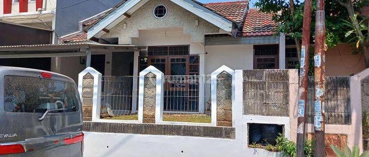 Disewakan 2 Rumah Siap Huni Rapi Di Griya Loka Bsd 1