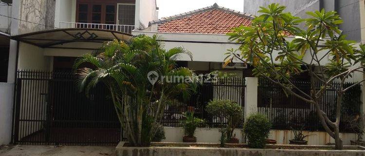 *dijual Rumah Lama Hitung Tanah Siap Huni Di Dekat Tomang, Kota Bambu Utara, Jakarta Barat..*(kode Rmrg 2689) 1