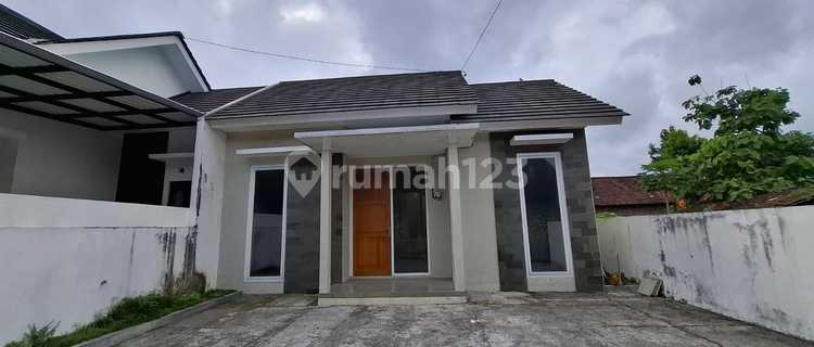 Rumah Siap Huni Dekat Pamela 7 Purwomartani Sleman – Harga 550 Juta Nego 1