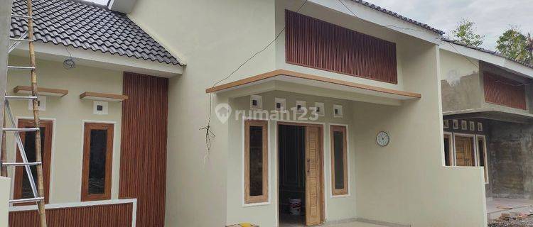 Rumah Baru Cantik Purwomartani Kalasan Jogja.strategis Kpr, Sleman 1