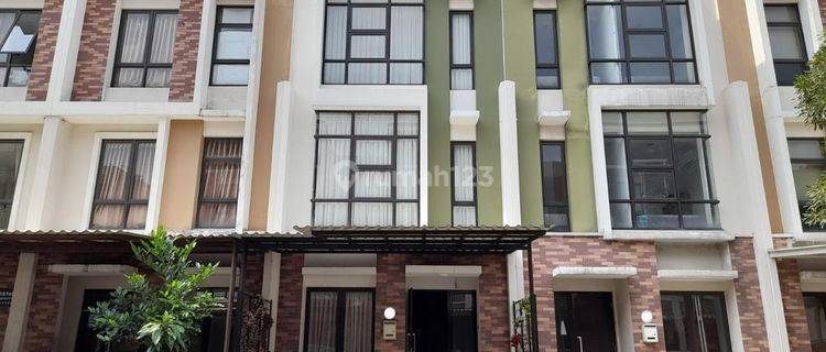 Kost 3 Lantai Furnished Alloggio Summarecon Gading Serpong 1