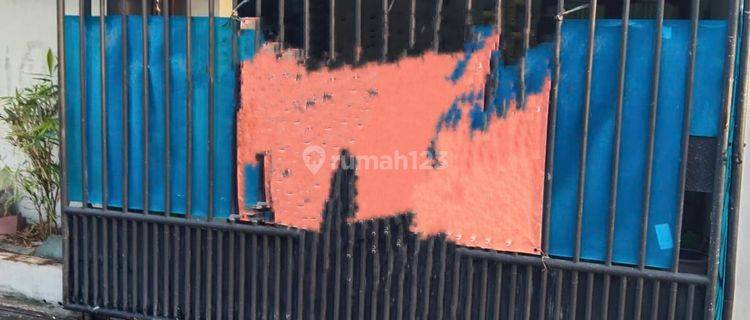 Jual Rumah minimalis Taman kota  1