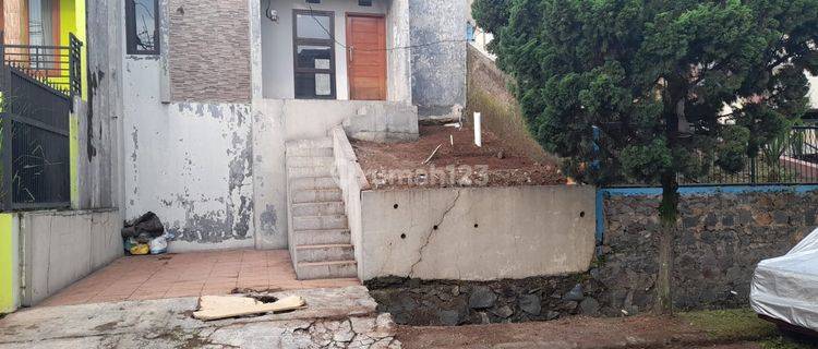 Rumah Dalam Komplek dan Lokasi Strategis @Ujung Berung, Bandung 1