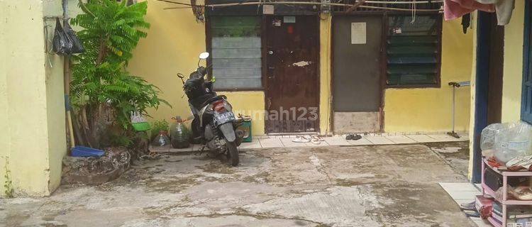 Kavling Lokasi di Daerah Kembangan Utara, Kode 0005 Chrerl 1