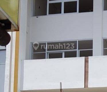 Ruko Baru Siap Pakai Lokasi di Daerah Tebet, Kode 0039 Linsus 1