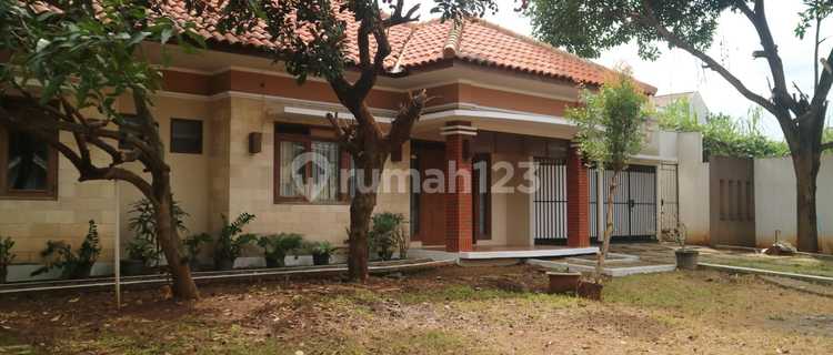 Rumah Di Semarang Selatan Luas Dan Siap Huni 1