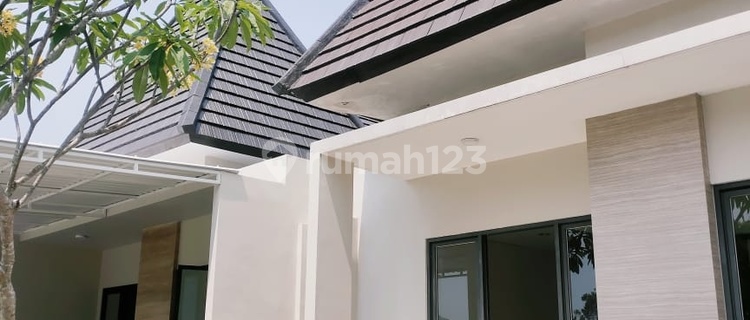 Ready-to-Occupy House in Ungaran 1