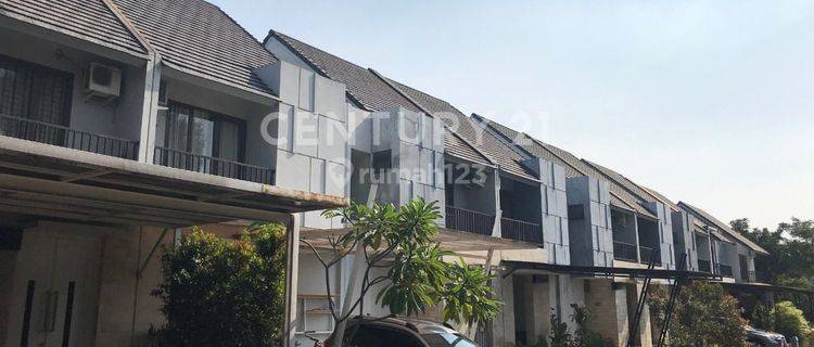 Rumah 2 Lantai Di Premier Riviera Jakarta Timur 1