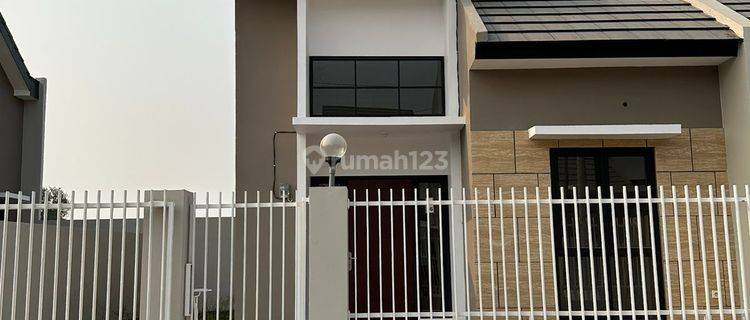 Dijual Rumah 2 Lantai Siap Huni Di Alana Tambak Oso Waru Sidoarjo 1