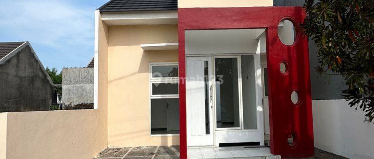 Rumah Baru Siap Huni Terbaru Fasilitas Lengkap Dekat Surabaya 1