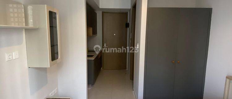 Disewakan Murah Apartemen Taman Anggrek Residences Studio Furnished 1