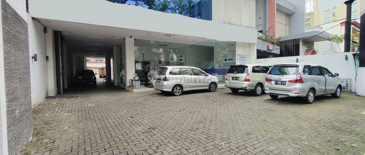 Gedung Kantor Strategis di Mainroad Jalan Ir.H.Juanda (Dago) 1