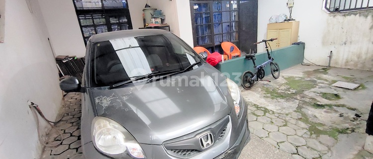 Rumah Tinggal 1 Lantai Di Taman Holis Indah I 1