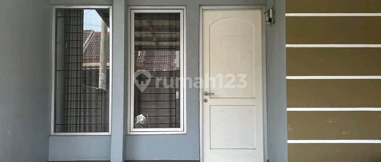 For Rent House in Pamulang. Clean, Comfortable, and Well-Maintained House. 1