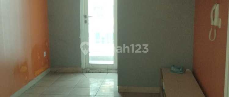 For Sale Springlake Apartment 2 Bedrooms Empty Cheap Guys Low Floor @Summarecon 1