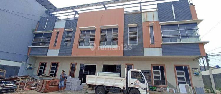 DIJUAL BANGUNAN KANTOR RAYA HANKAM PONDOK GEDE BEKASI 1